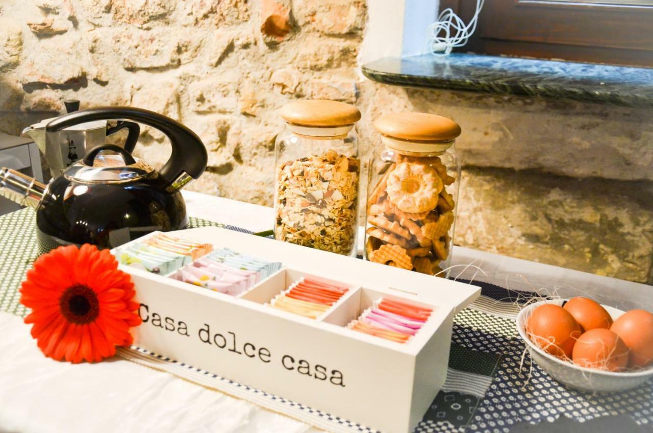 Prigioni House Acomodação com café da manhã Peschiera del Garda Exterior foto
