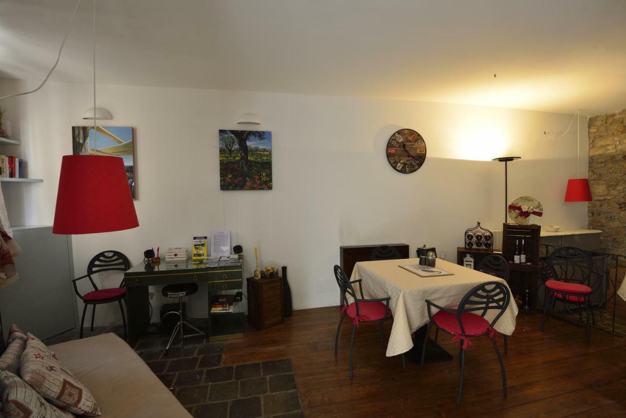 Prigioni House Acomodação com café da manhã Peschiera del Garda Exterior foto