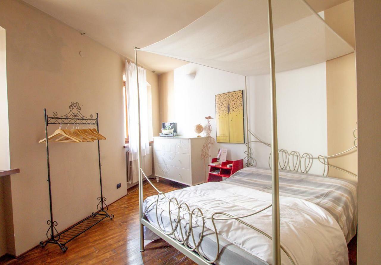 Prigioni House Acomodação com café da manhã Peschiera del Garda Exterior foto